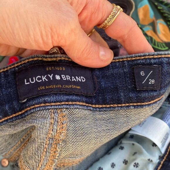 Lucky Brand Dark Blue sweet crop Ankle Jeans size 6 - Picture 11 of 13